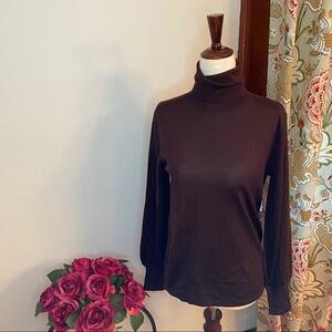Seventy Venezia brown lightweight turtleneck